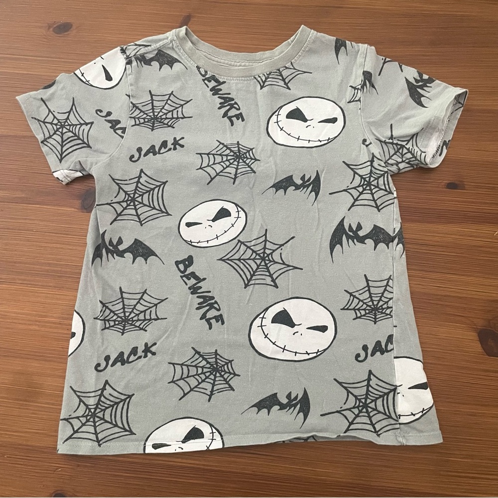 4/$13 Nightmare Before Christmas Shirt - Medium